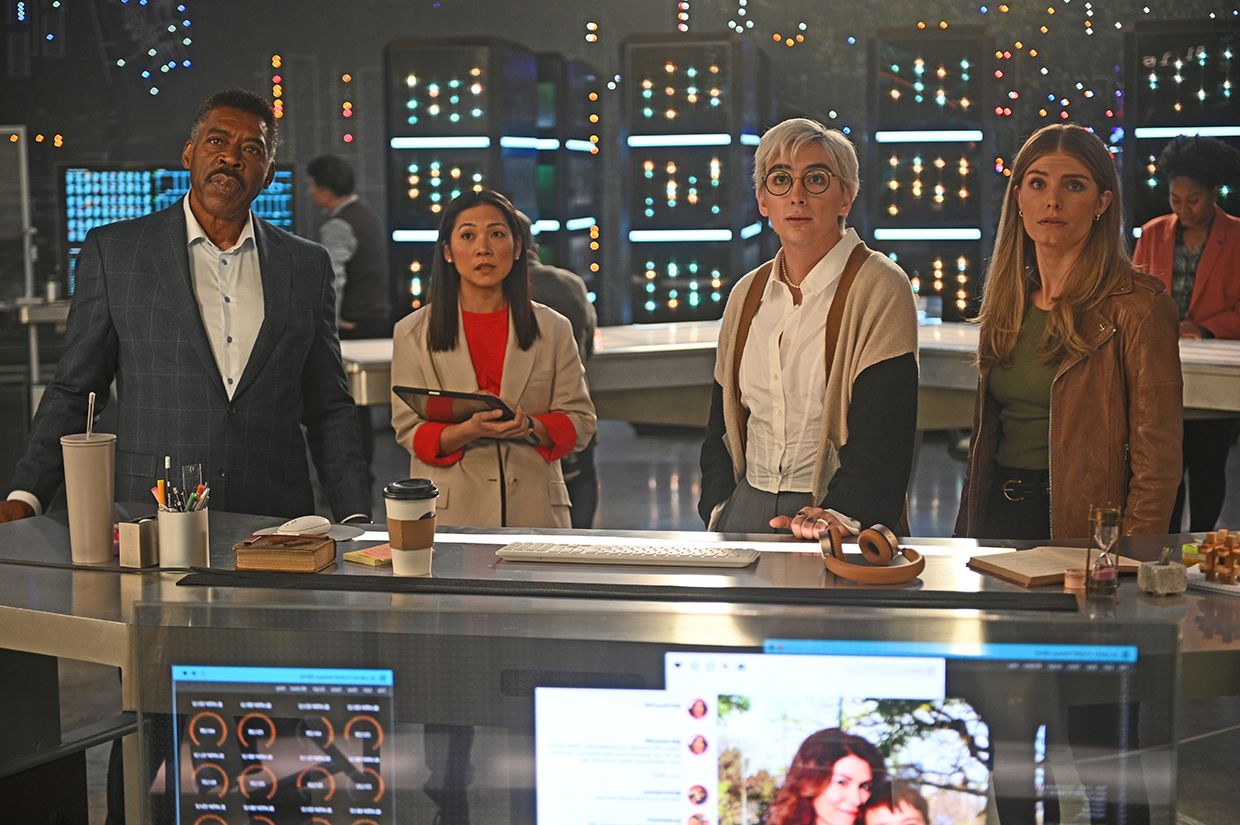 Caitlin bassett naked