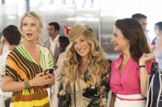 Cynthia Nixon, Sarah Jessica Parker, Kristin Davis in And Just Like That