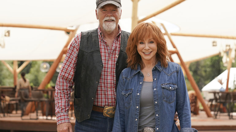 Rex Linn and Reba McEntire in Big Sky