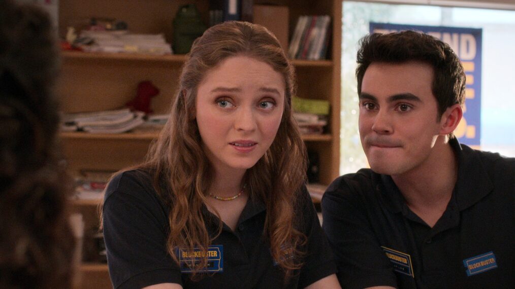 Madeleine Arthur as Hannah, Tyler Alvarez as Carlos in Blockbuster - Season 1