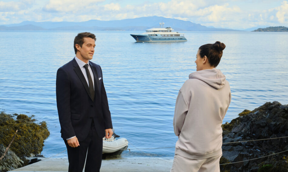 Robert Buckley, Meghan Ory on Chesapeake Shores