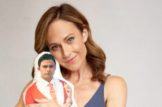 Nikki DeLoach at Christmas Con 2022