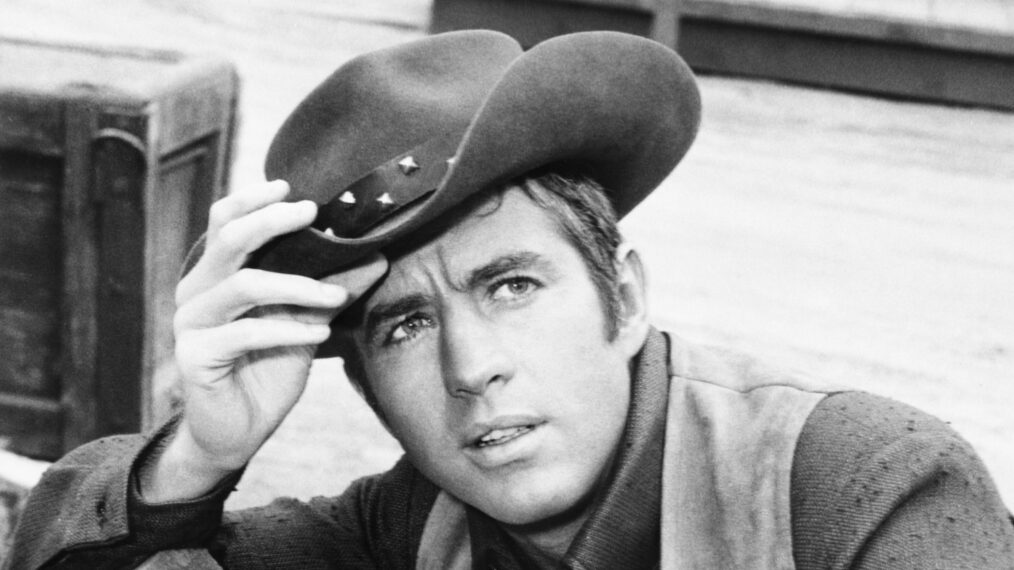 Clu Gulager in The Virginian - Season 3