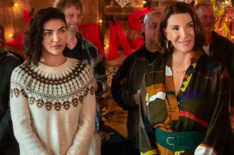 Jessica Szohr and Hilary Farr in Designing Christmas