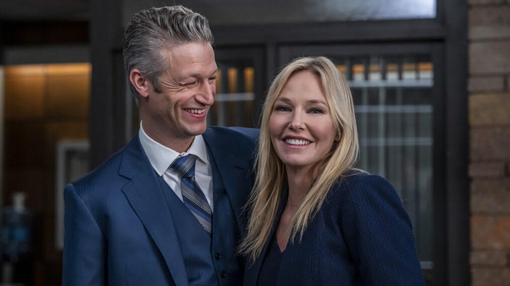 Peter Scanavino as Assistant District Attorney Sonny Carisi, Kelli Giddish as Detective Amanda Rollins in SVU