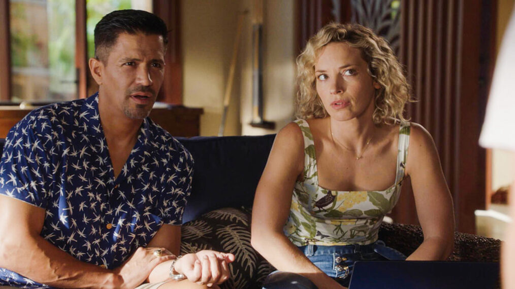 Jay Hernandez as Thomas Magnum and Perdita Weeks as Juliet Higgins in Magnum PI