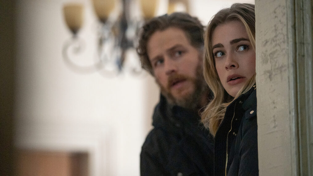 Josh Dallas as Ben Stone, Melissa Roxburgh as Michaela Stone in Manifest