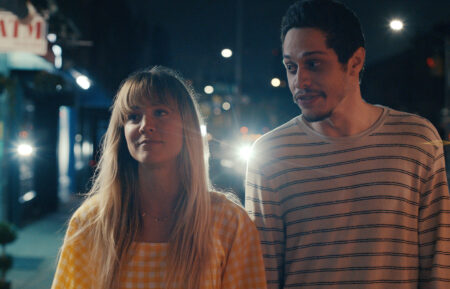 Kaley Cuoco as Sheila, Pete Davidson as Gary in Meet Cute