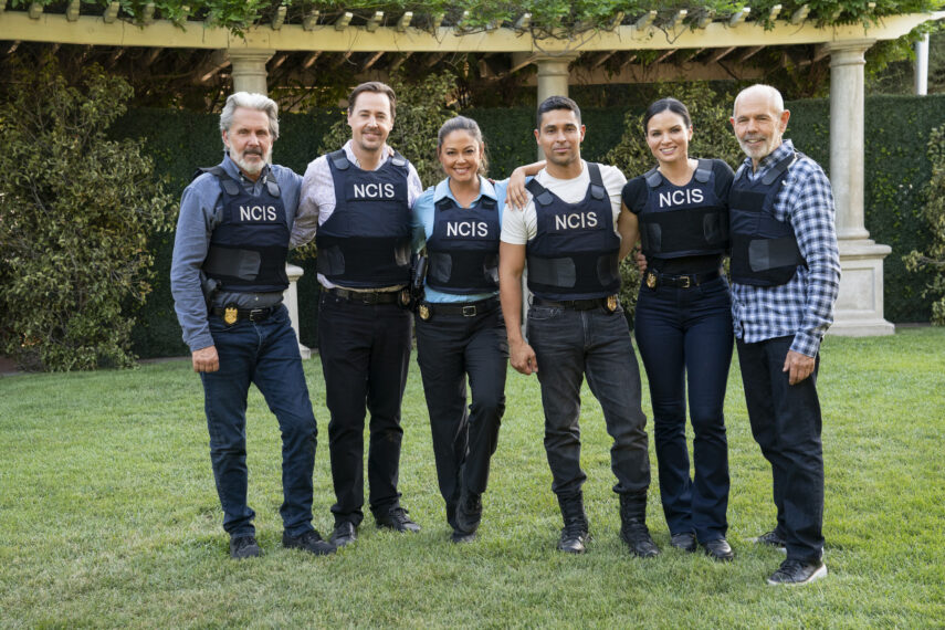 Gary Cole, Sean Murray, Vanessa Lachey, Wilmer Valderrama, and Katrina Law in NCIS Hawaii Crossover