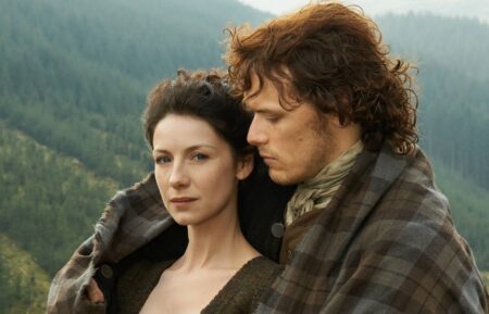 Caitriona Balfe and Sam Heughan in 'Outlander'