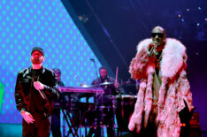 Nicki Minaj, Snoop Dogg and Eminem & More Must-See VMA Moments