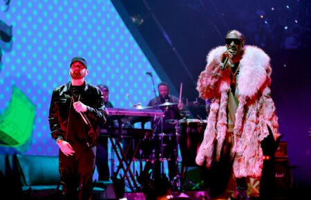 Eminem and Snoopy Dogg at the 2022 MTV VMAs