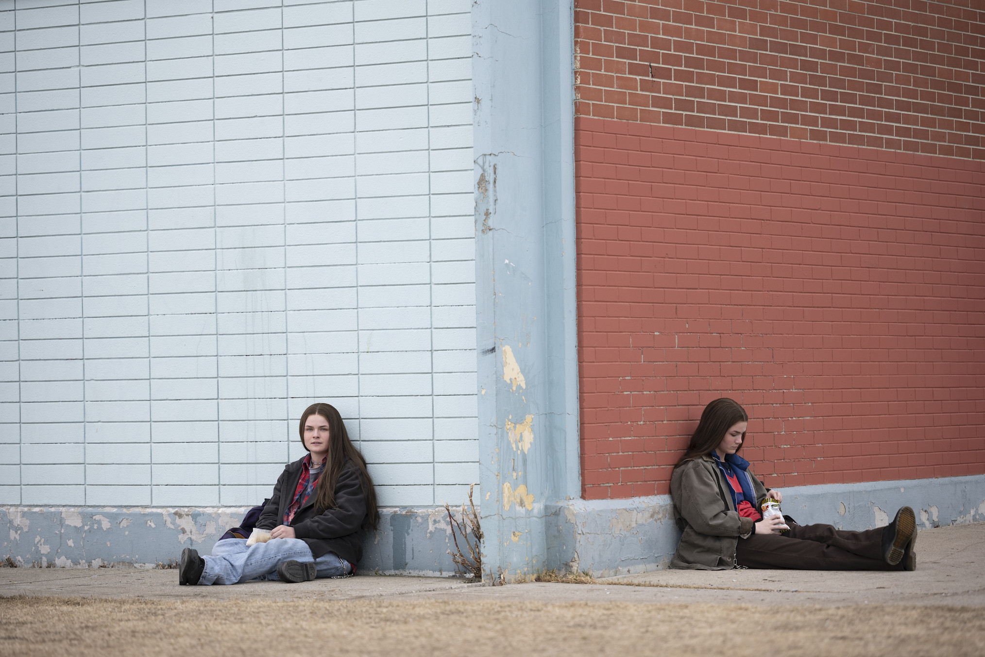 Railey (L) and Seazynn Gilliland star in 