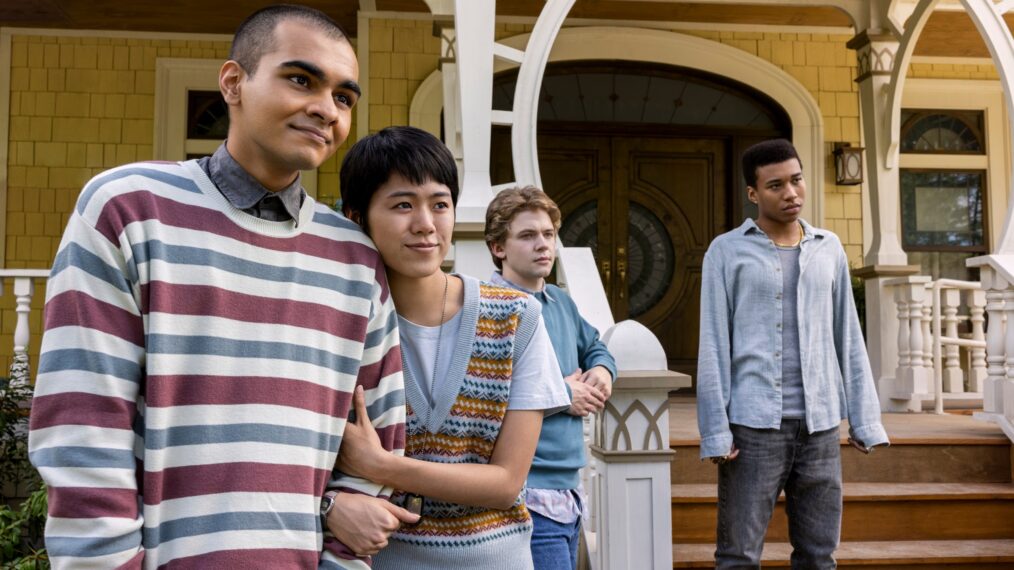 The Midnight Club, Season 1 Cast - Sauriyan Sapkota as Amesh, Aya Furukawa as Natsuki, Igby Rigney as Kevin, Chris Sumpter as Spencer