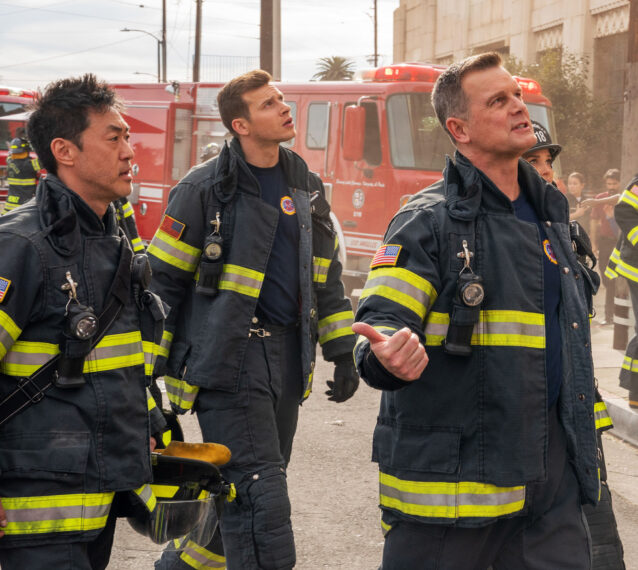 Kenneth Choi, Oliver Stark, Peter Krause en 9-1-1