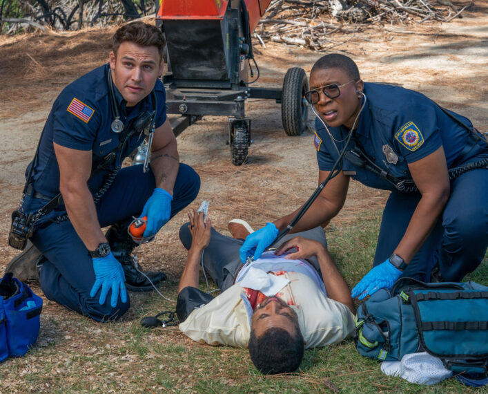 Ryan Guzman and Aisha Hinds in 9-1-1