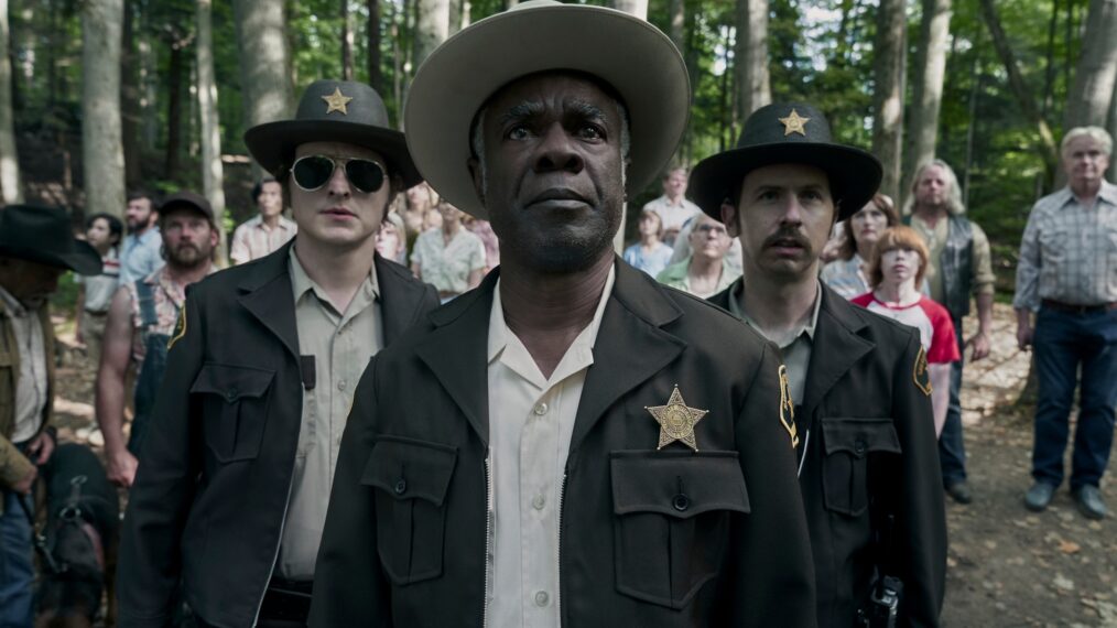 Calwyn Shurgold as Deputy Lawrence, Glynn Turman as Sheriff Craven, Dan Beirne as Deputy Davis in Guillermo del Toro's Cabinet Of Curiosities