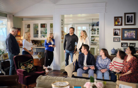 Treat Williams, Barbara Niven, Laci Mailey, Stephen Huszar, Emilie Ullerup, Robert Buckley, Kayden Magnuson, Abbie Magnuson, Meghan Ory in Chesapeake Shores