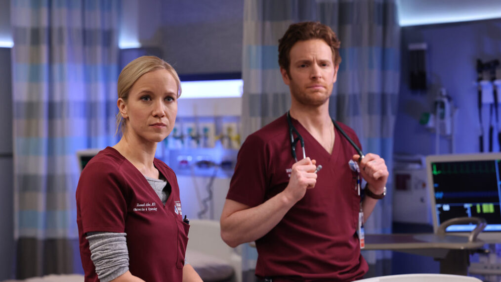 Jessy Schram as Hannah Asher, Nick Gehlfuss as Dr. Will Halstead in Chicago Med