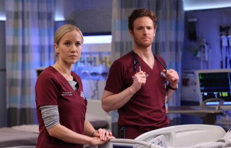 Jessy Schram as Hannah Asher, Nick Gehlfuss as Dr. Will Halstead in Chicago Med