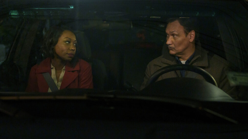 Amanda Warren as Regina Haywood and Jimmy Smits as Chief John Suarez in East New York