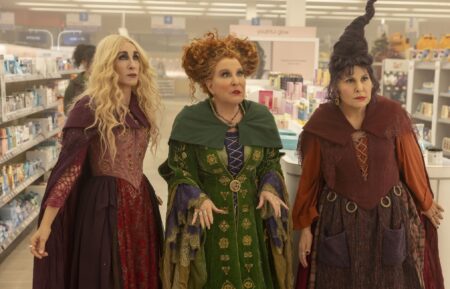 Hocus Pocus 2 Sarah Jessica Parker, Bette Midler, and Kathy Najimy