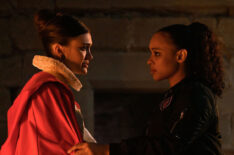 Daniela Nieves as Lissa Dragomir, Sisi Stringer as Rose Hathaway in Vampire Academy Episode 2 on Peacock