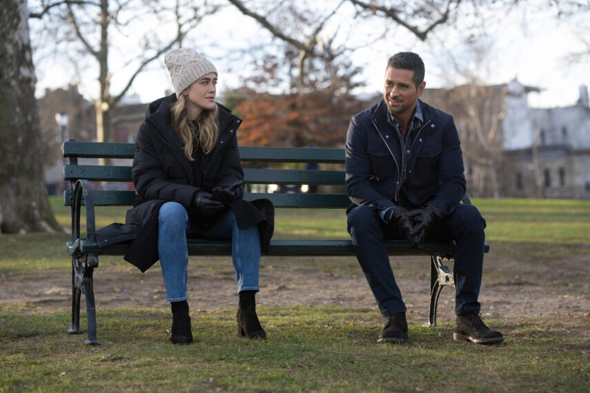 Melissa Roxburgh as Michaela Stone, J.R. Ramirez as Jared Vasquez in Manifest