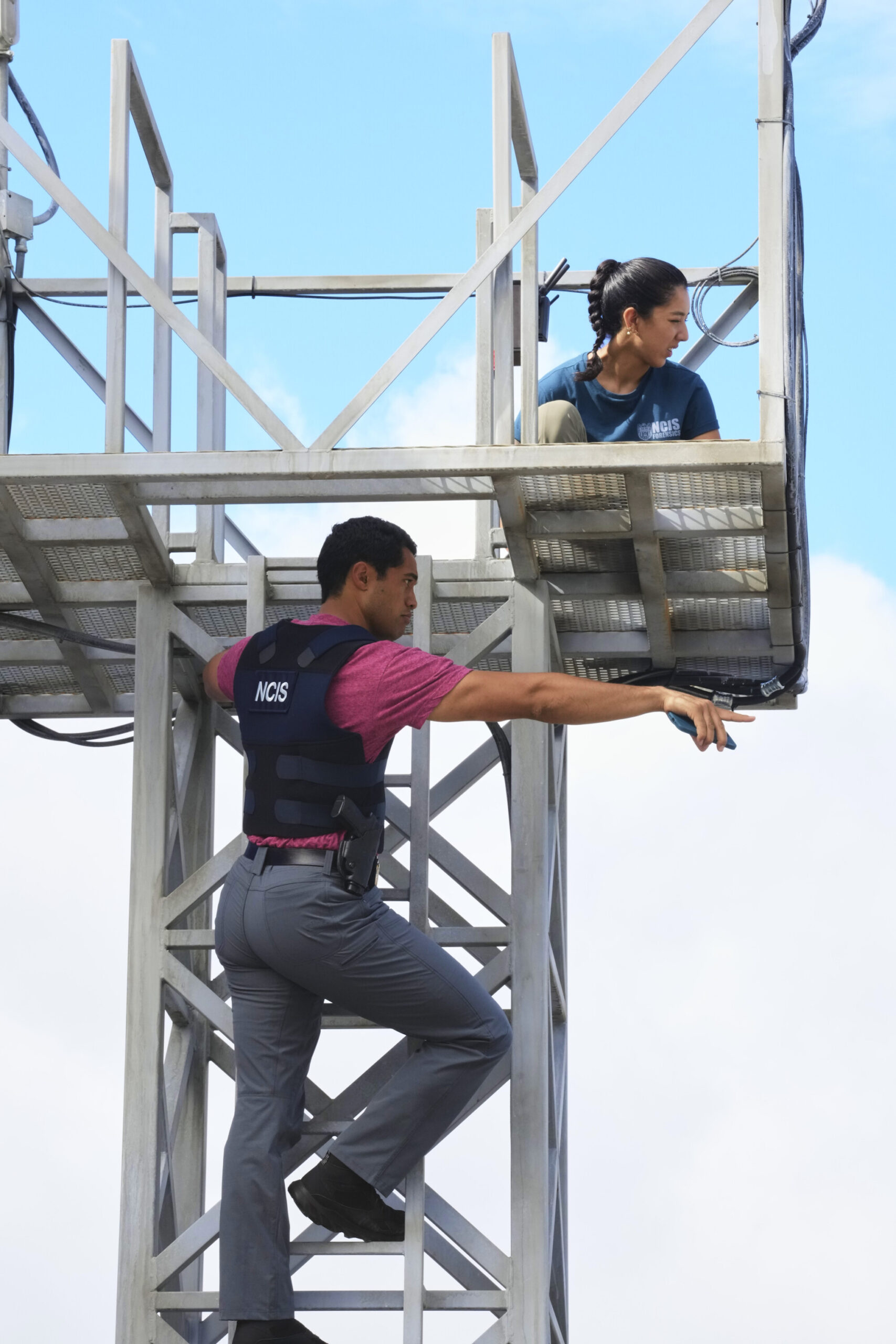 Alex Tarrant as Kai Holman and Cher Alvarez as Bam Bam in NCIS: Hawai'i