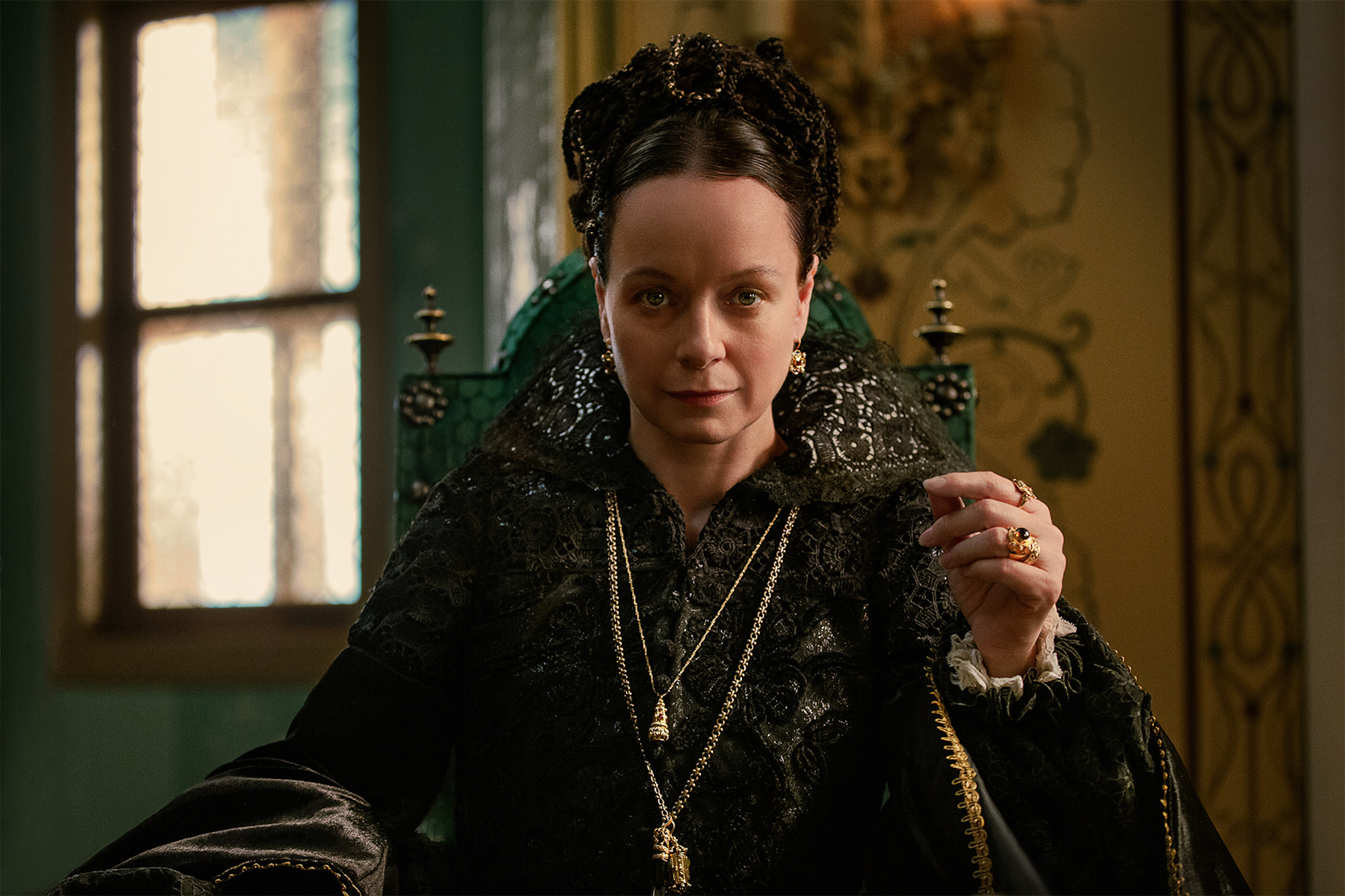Samantha Morton as Catherine de Medici in The Serpent Queen on Starz