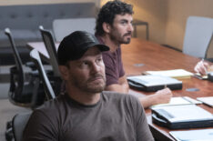 David Boreanaz as Jason Hayes, Justin Melnick as Brock in SEAL Team