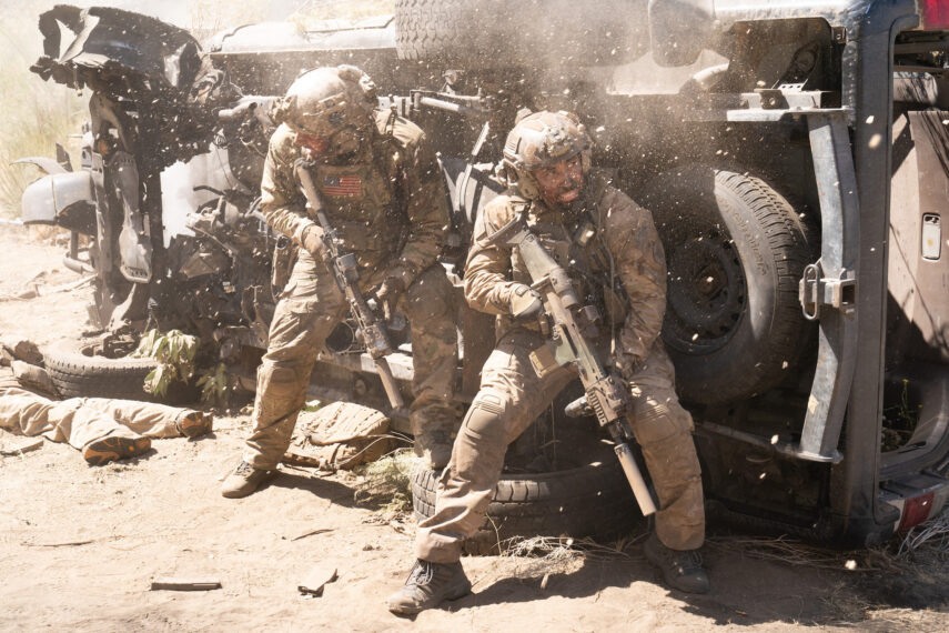 David Boreanaz as Jason Hayes and Neil Brown Jr. as Ray Perry on the SEAL team