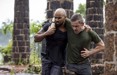 Shemar Moore as Daniel 'Hondo' Harrelson and Sean Maguire as Joe in SWAT