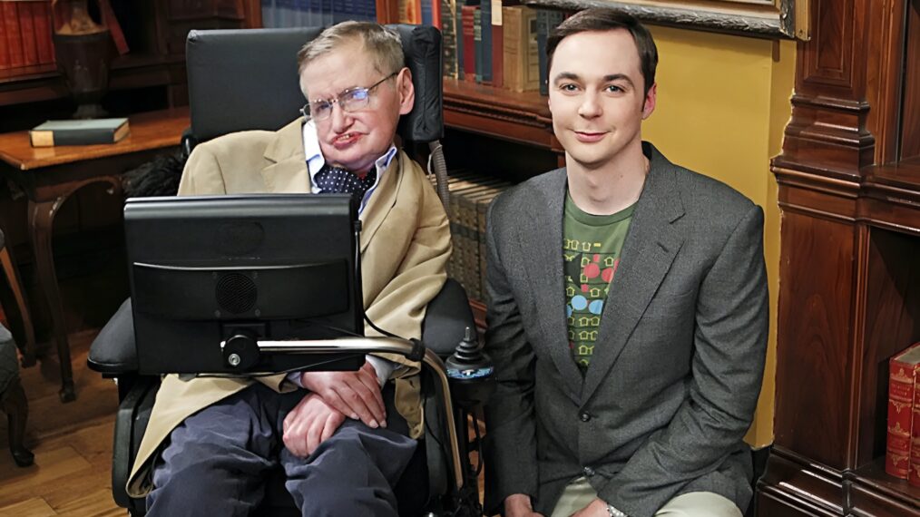 Stephen Hawking and Jim Parsons on the set of 'The Big Bang Theory'