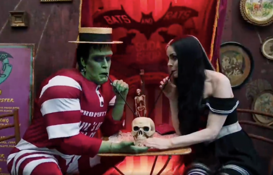 The munsters 2022 netflix movie where to watch