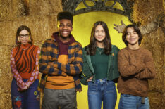 Malachi Barton as Marshall, Christian J. Simon as Gilbert, Sophia Hammons as Amy, Phil Wright as Harold, Melanie Brook as Buzzy, T.J. Storm as Sobek, and Rryla McIntosh as Rose in Under Wraps 2