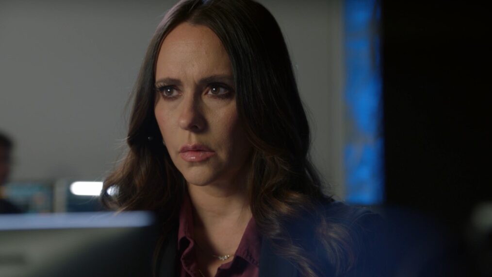 Jennifer Love Hewitt in '9-1-1'