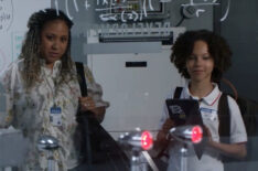 Tracie Thoms and Declan Prat in '9-1-1'