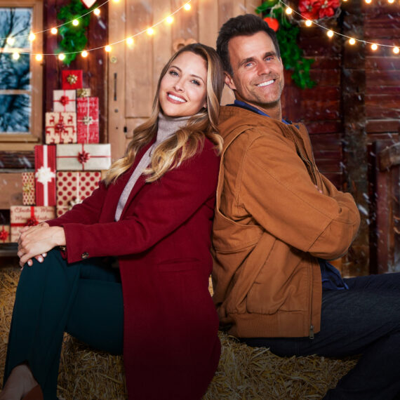 Jill Wagner and Cameron Mathison in 'A Merry Christmas Wish'