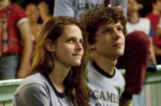 Kristen Stewart and Jesse Eisenberg in 'Adventureland'