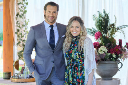 Stephen Huszar and Emilie Ullerup in 'Chesapeake Shores'