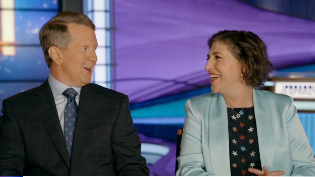 Ken Jennings and Mayim Bialik