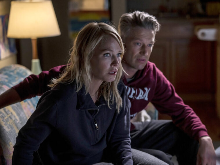 Kelli Giddish, Peter Scanavino in 'Law & Order: SVU'