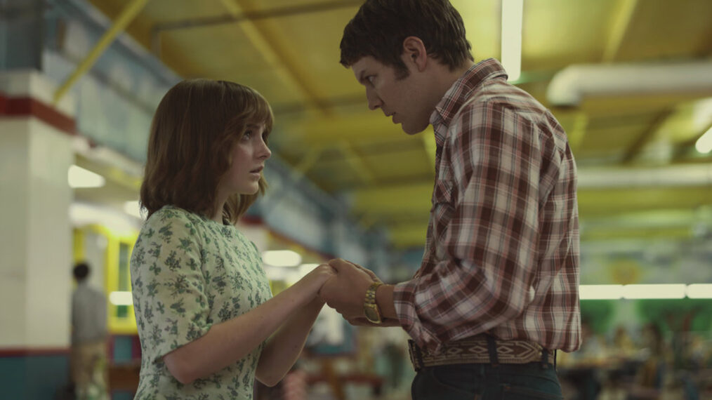 Mckenna Grace and Jake Lacy in 'A Friend of the Family'