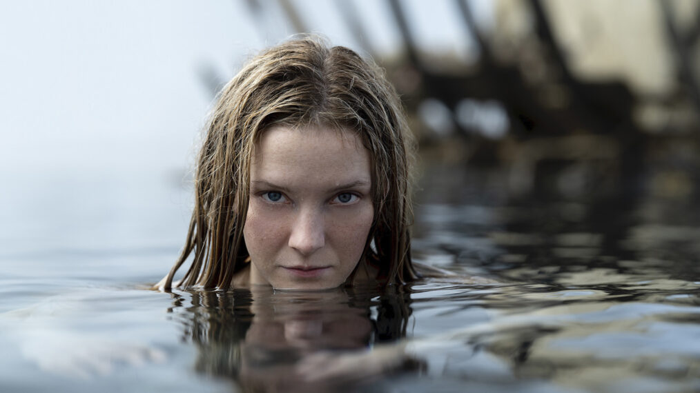 Morfydd Clark (Galadriel) in 'The Lord of the Rings: The Rings of Power'