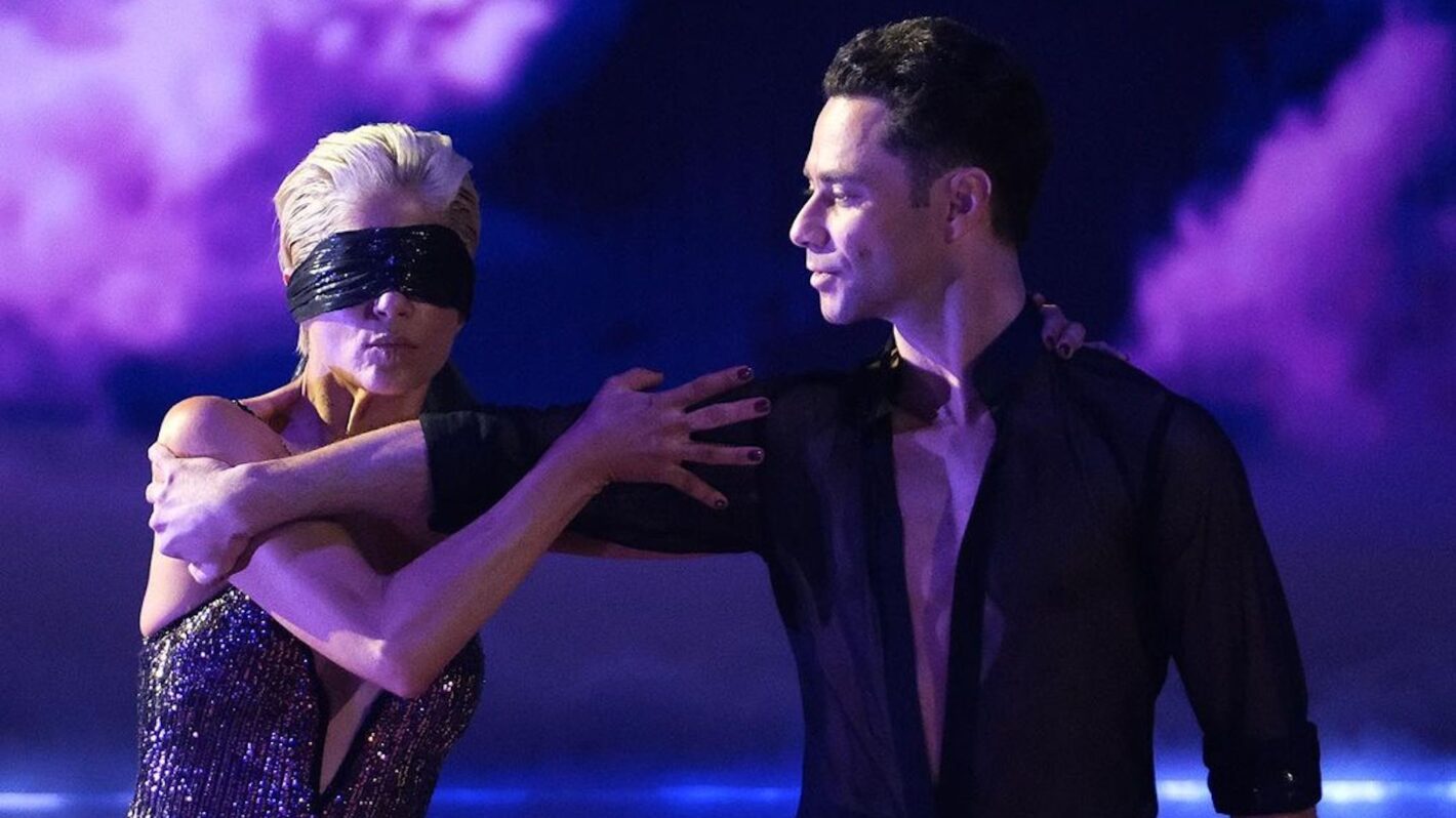 'DWTS': 6 Best Performances From Sultry Bond Night (RECAP)