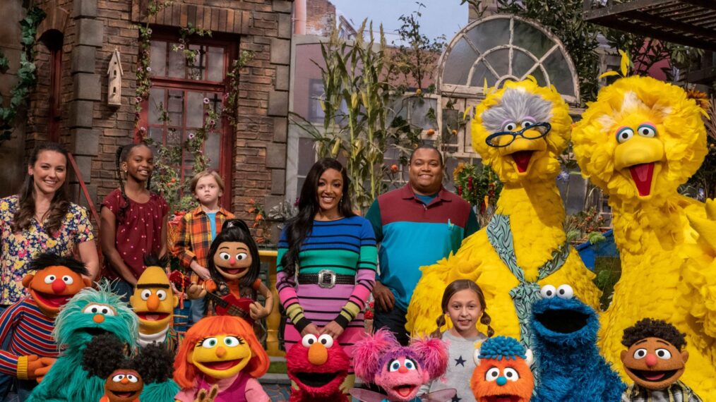 ‘Sesame Street’ Announce Season 53 Guests Samuel L. Jackson, Zazie Beetz, Brett Goldstein & More (VIDEO)