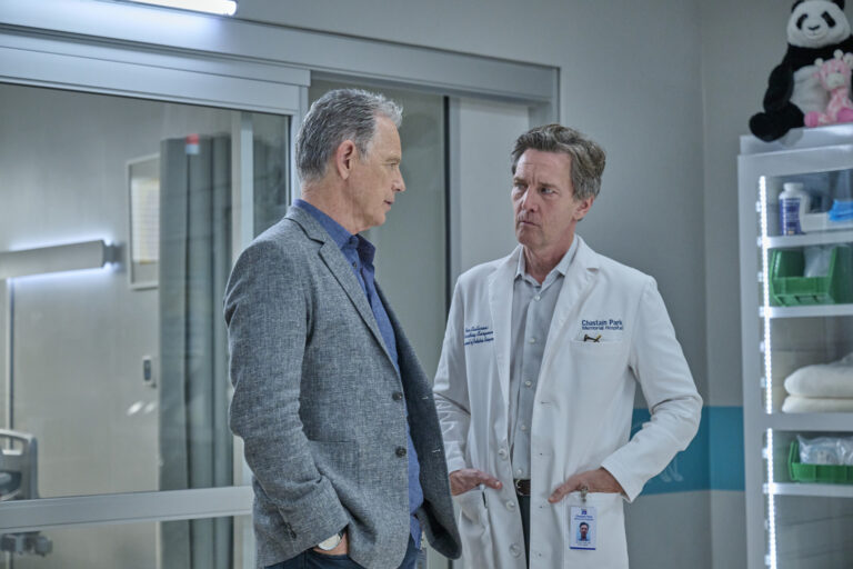 'The Resident' Bruce Greenwood & Jane Leeves on Kit and Bell's Fight