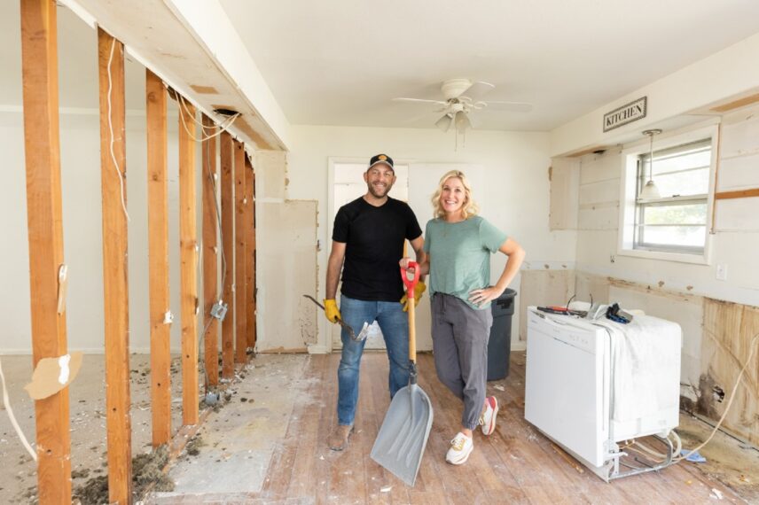Dave & Jenny Marrs Speak Renovation Challenges on ‘Fixer to Fabulous’