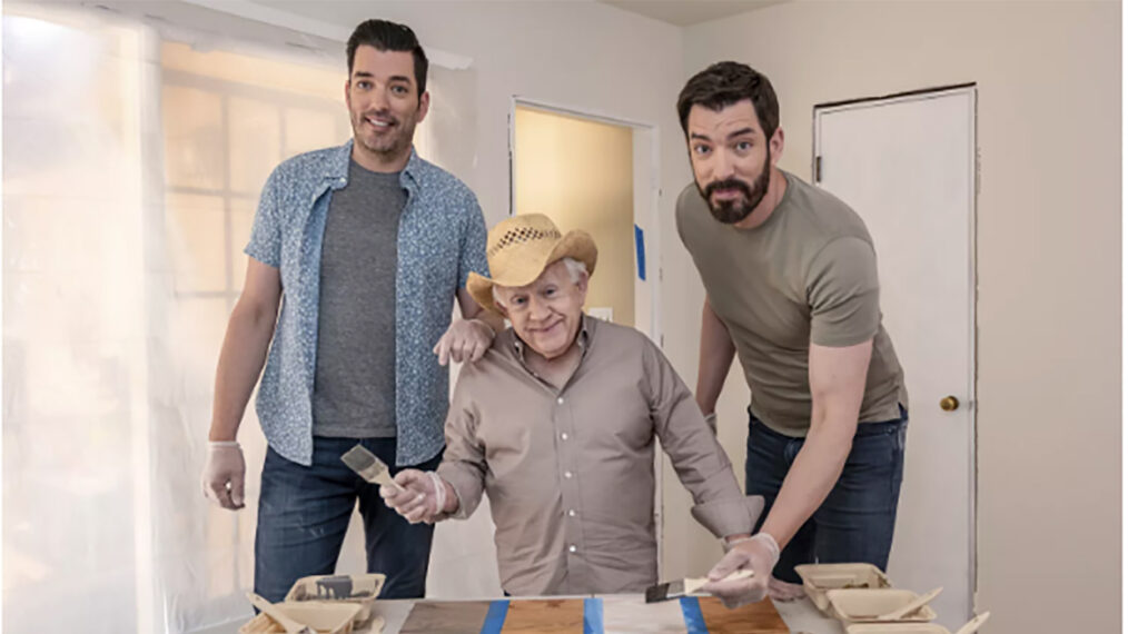 HGTV - Leslie Jones y Jonathan y Drew Scott